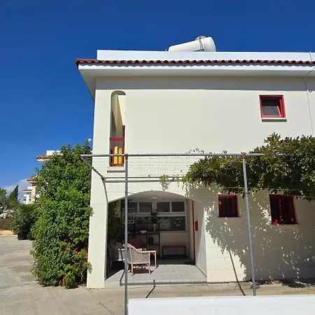 Prázdninový dům Barefoot House Larnaca