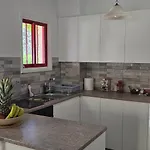 Barefoot House ラルナカ