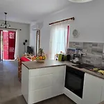 Barefoot House Дом отдыха *