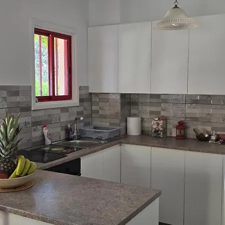 Barefoot House Lárnaca