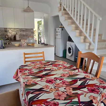 Barefoot House Larnaca