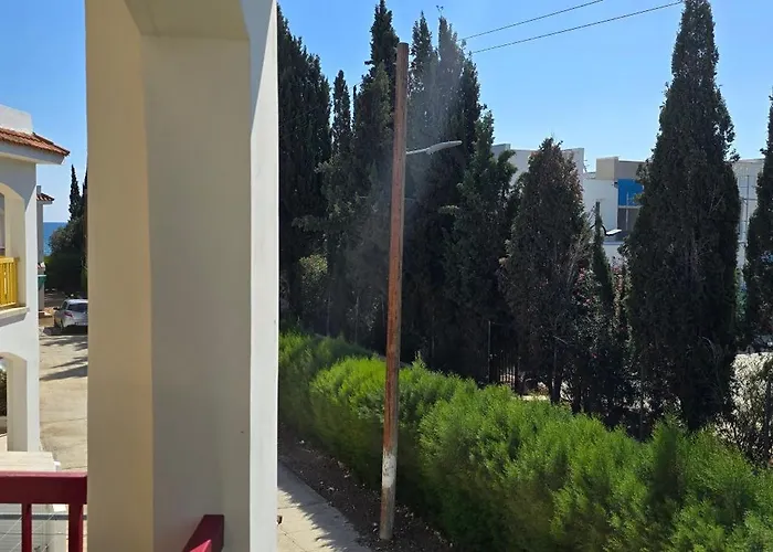 Barefoot House Larnaka