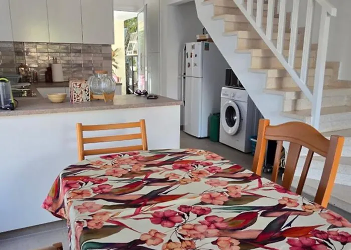 Barefoot House Larnaca